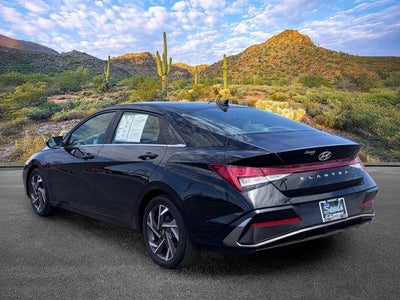 2025 Hyundai Elantra SEL Convenience