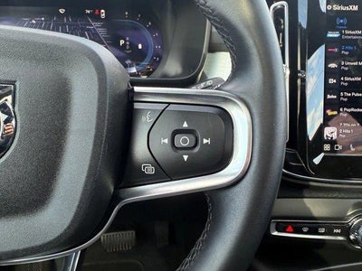 2024 Volvo XC40 Core Bright Theme