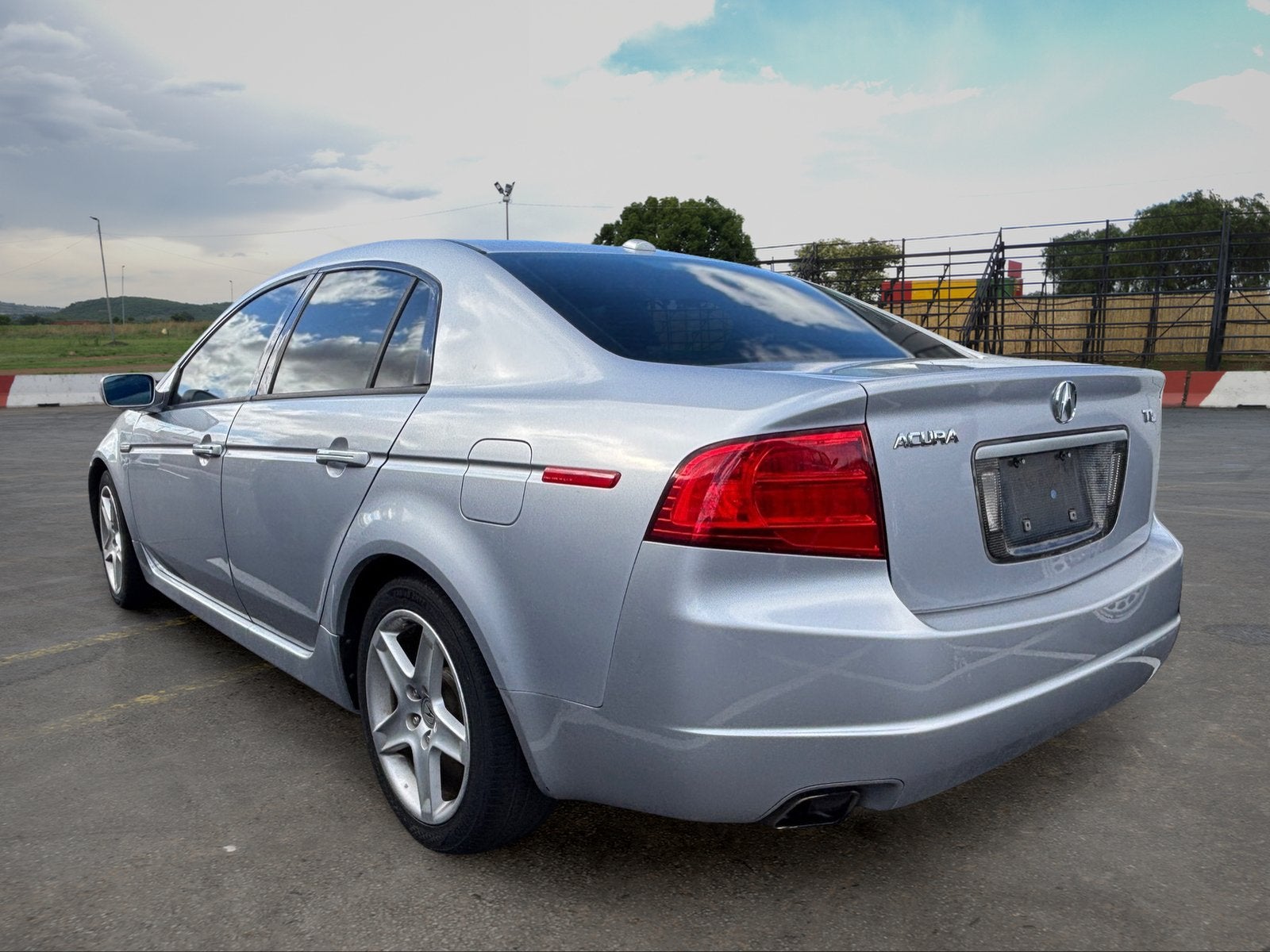 2005 Acura TL AT