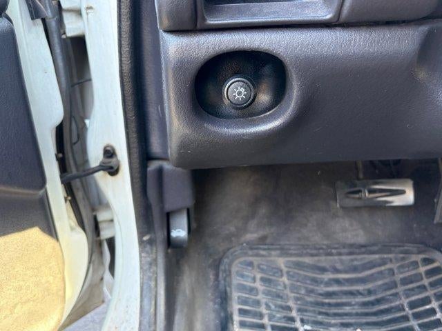 1997 Dodge Neon Base