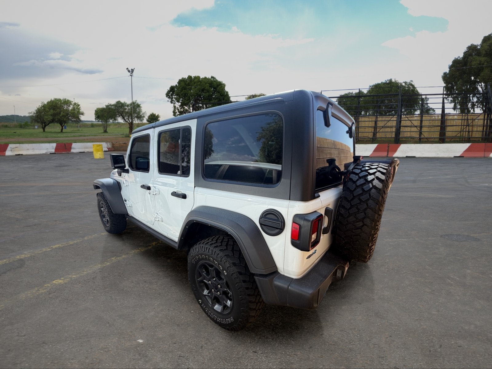 2023 Jeep Wrangler 4xe Willys