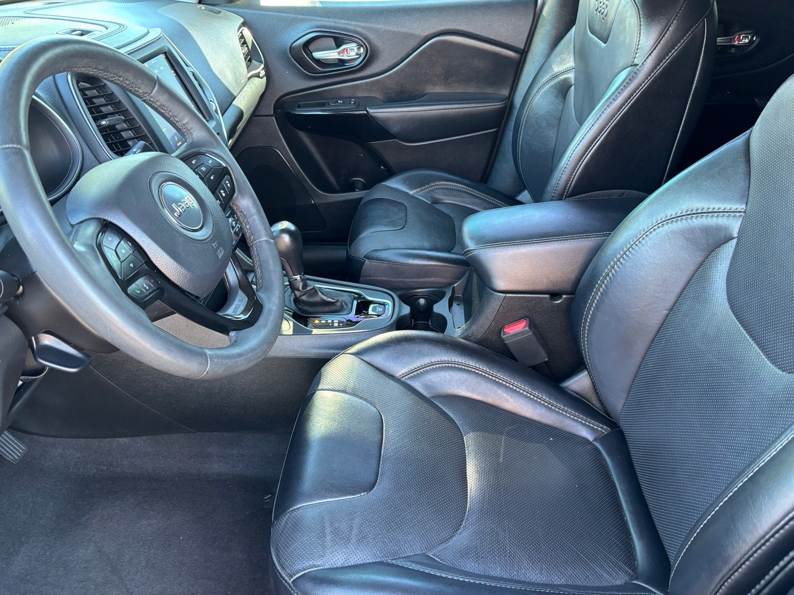 2023 Jeep Cherokee Altitude Lux