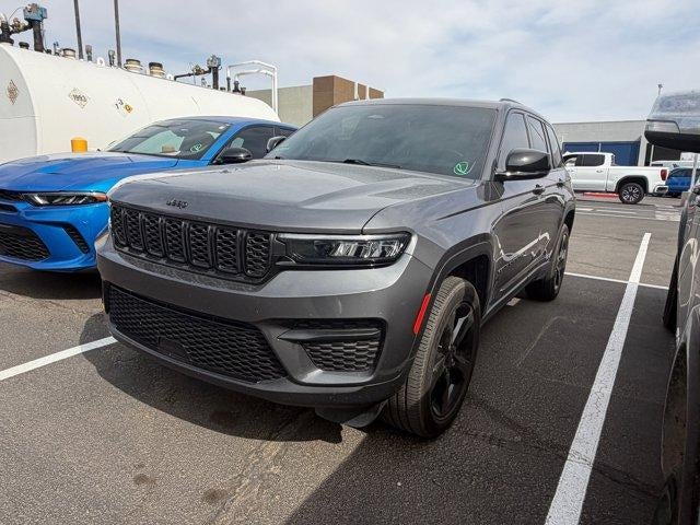 2022 Jeep Grand Cherokee Altitude