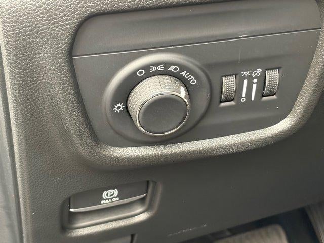 2022 Jeep Grand Cherokee Altitude