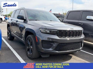 2022 Jeep Grand Cherokee Altitude
