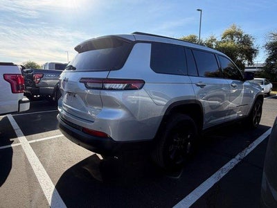 2022 Jeep Grand Cherokee L Altitude