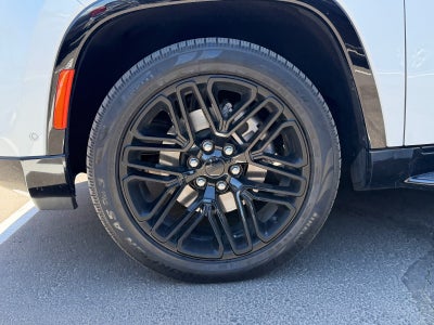 2023 Jeep Wagoneer Series II Carbide
