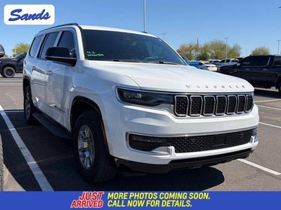 2024 Jeep Wagoneer Base