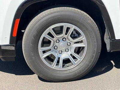 2024 Jeep Wagoneer Base