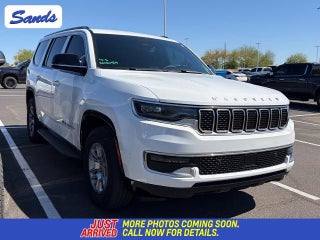 2024 Jeep Wagoneer Base