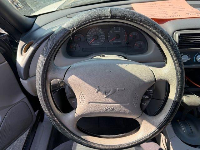 2001 Ford Mustang Standard