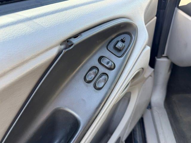 2001 Ford Mustang Standard