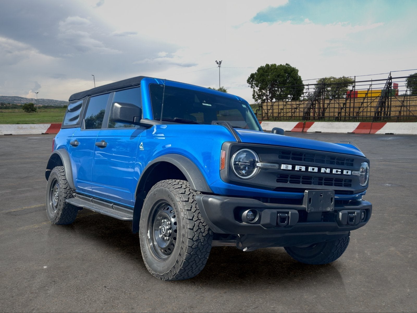 2022 Ford Bronco Base
