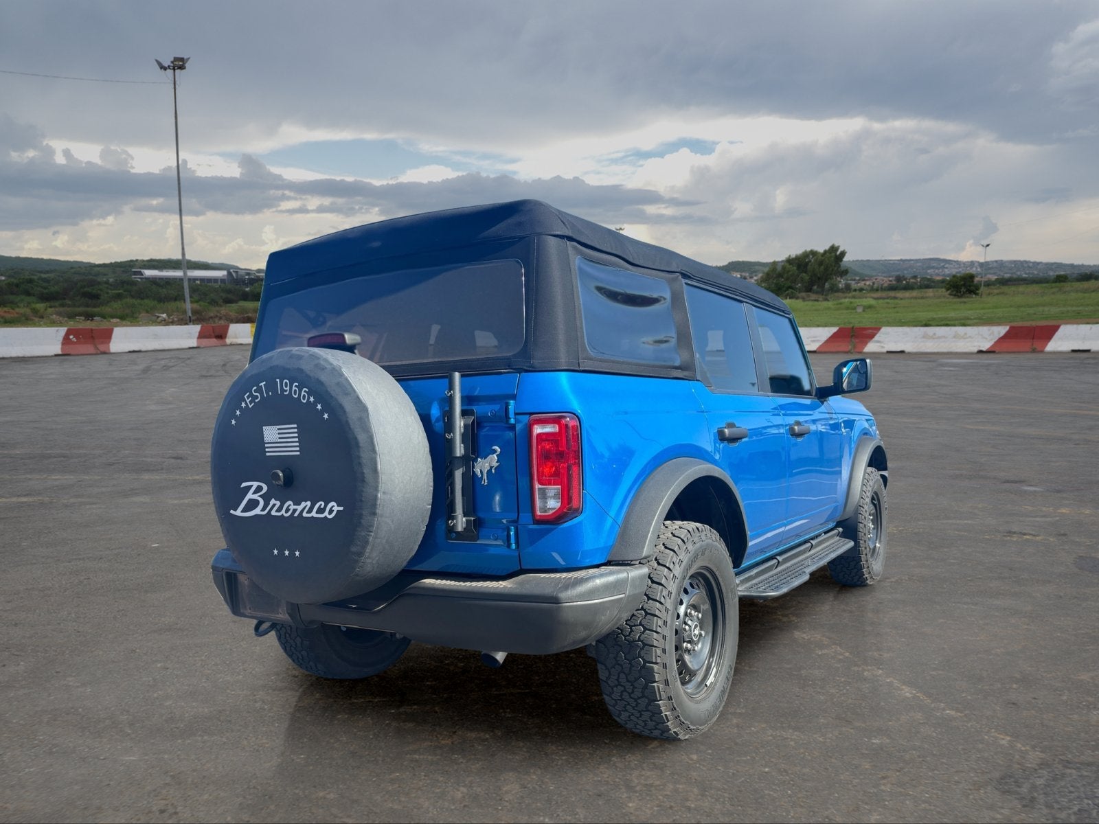 2022 Ford Bronco Base