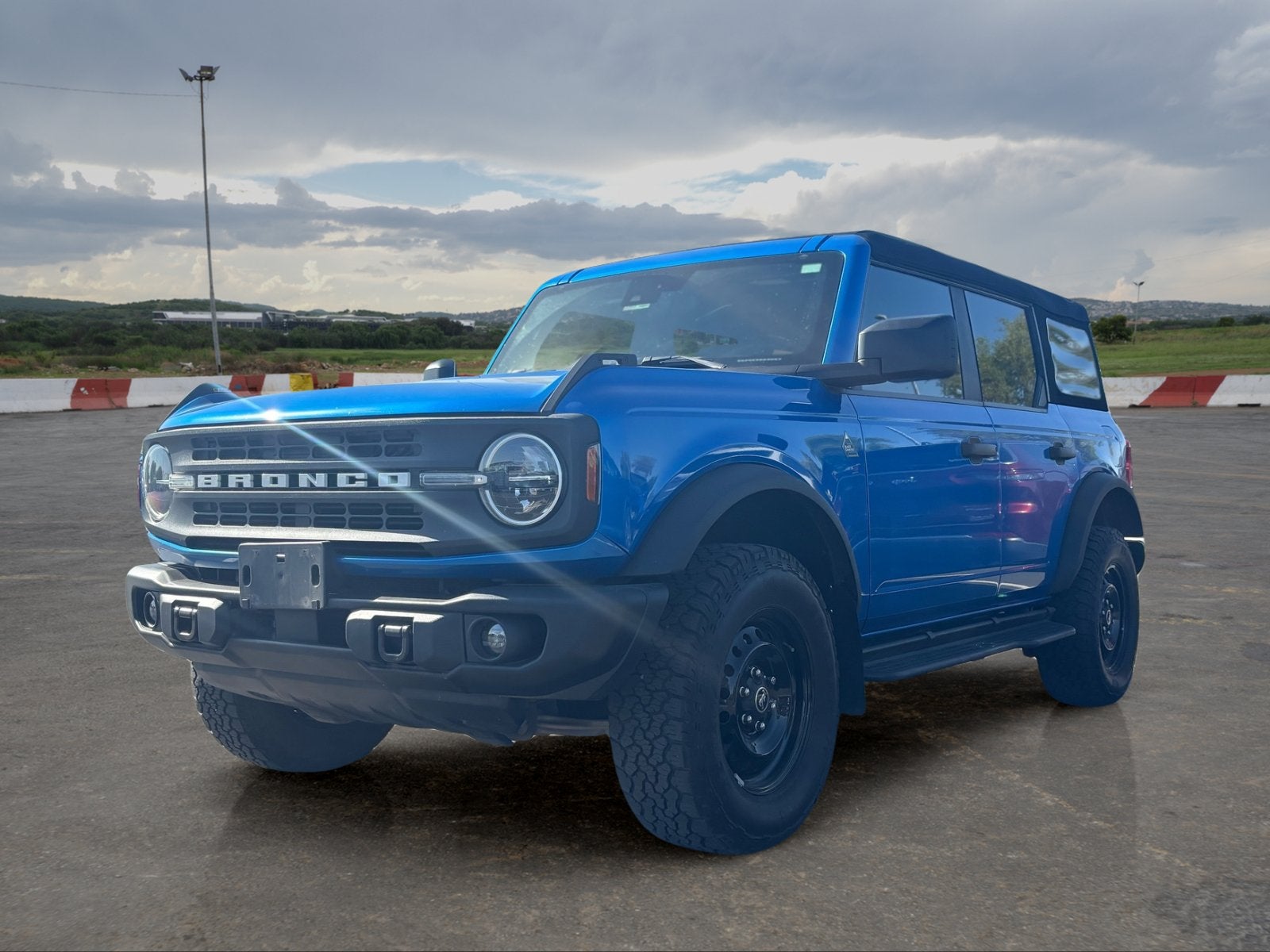 2022 Ford Bronco Base