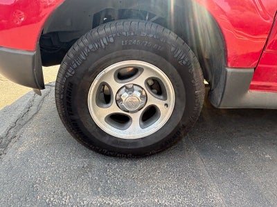 2005 Ford Explorer Sport Trac XLS
