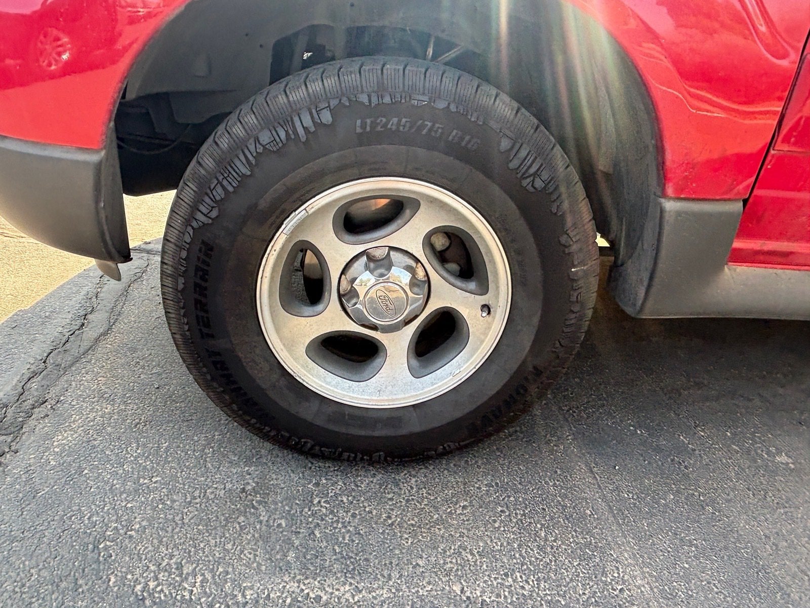 2005 Ford Explorer Sport Trac XLS