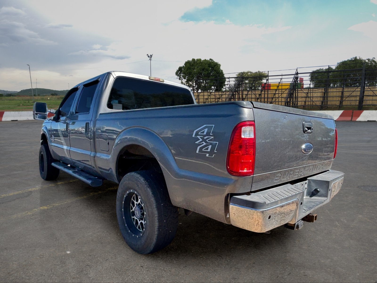 2011 Ford Super Duty F-250 SRW XL