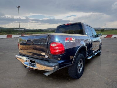 2002 Ford F-150 XLT