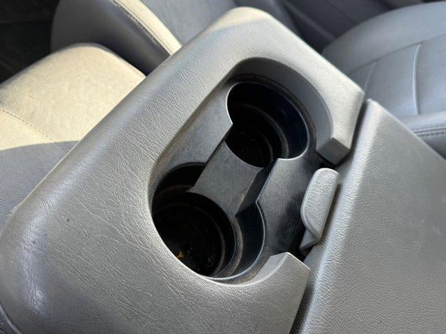 2005 Ford Super Duty F-350 DRW XL