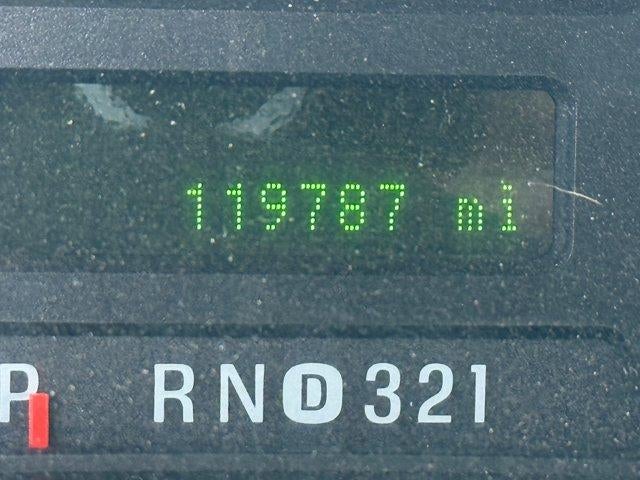 2005 Ford Super Duty F-350 DRW XL