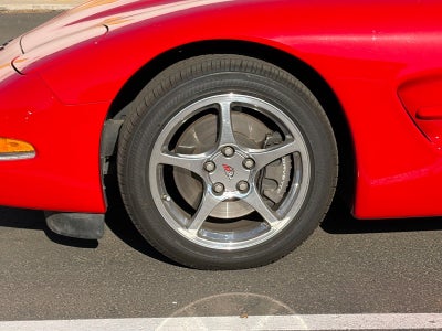 2000 Chevrolet Corvette Base