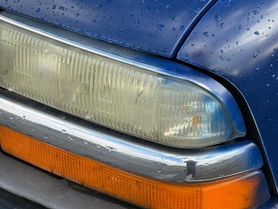 2002 Chevrolet S10 Base