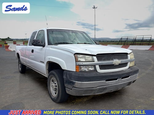 2004 Chevrolet Silverado 2500 HD LS
