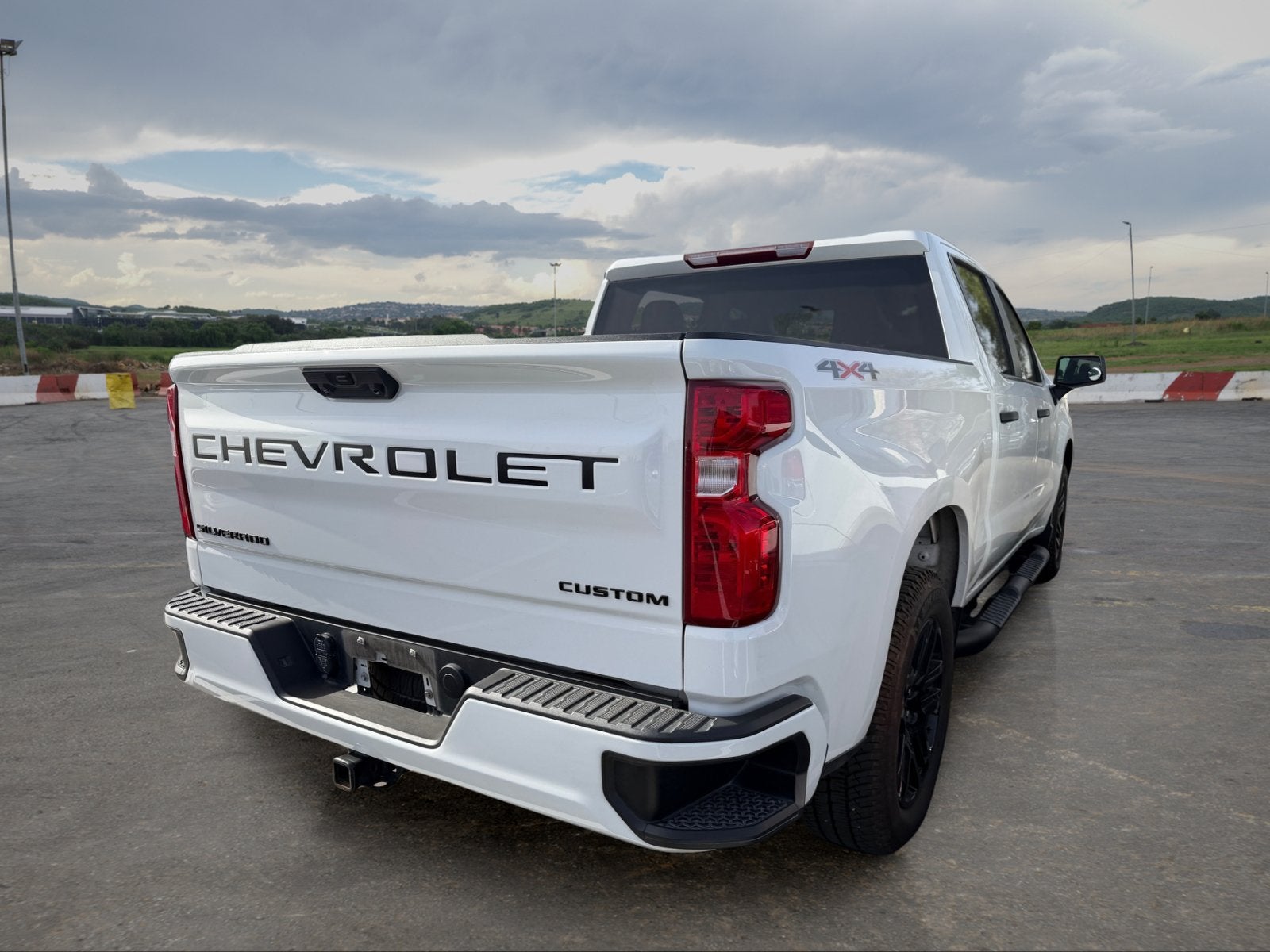 2024 Chevrolet Silverado 1500 Custom