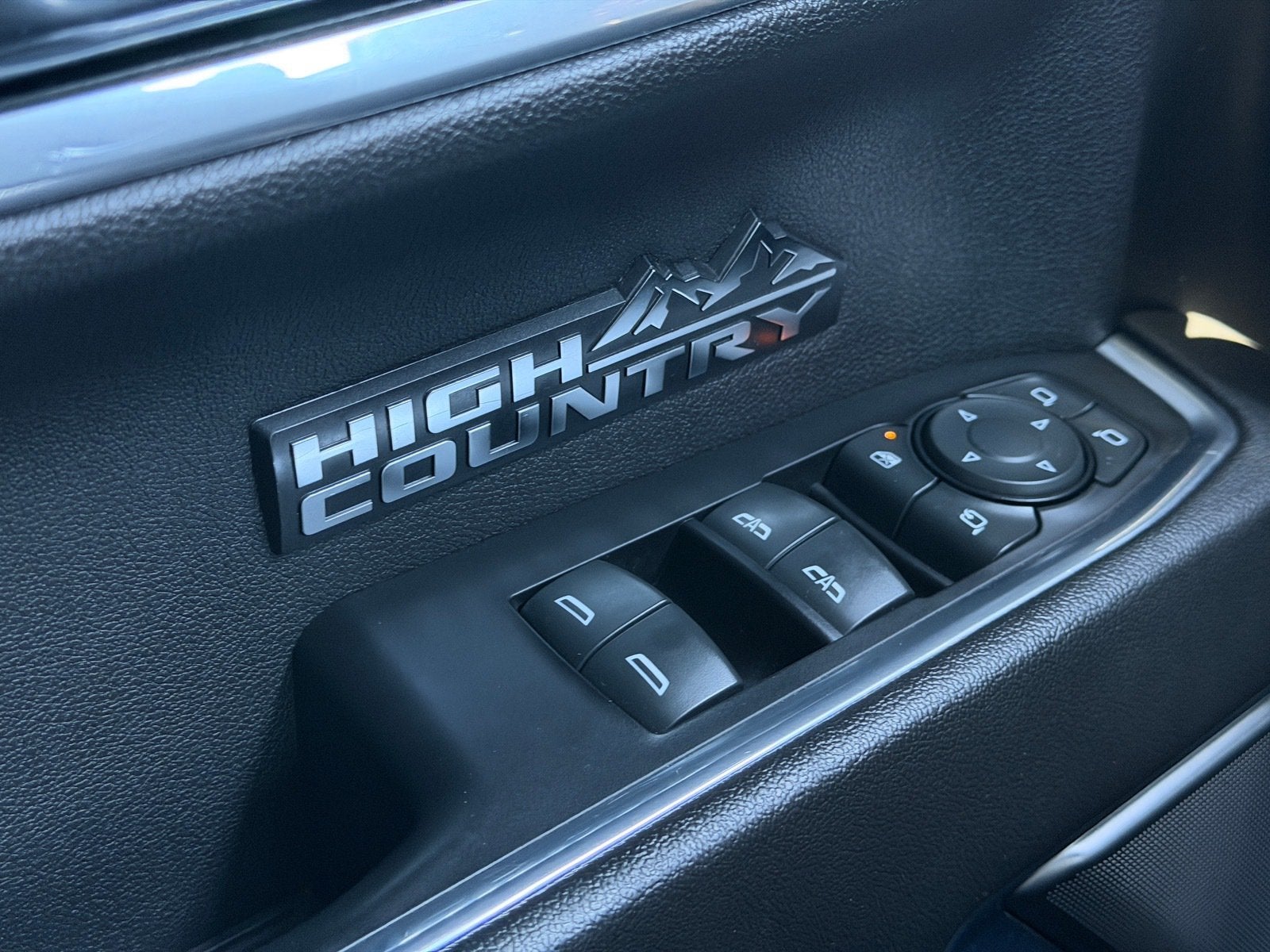 2022 Chevrolet Silverado 1500 High Country