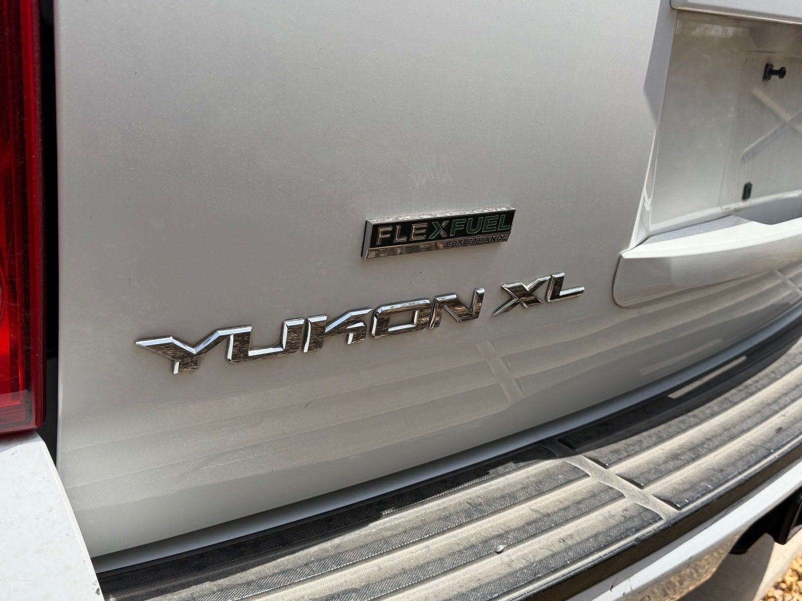 2013 GMC Yukon XL SLE