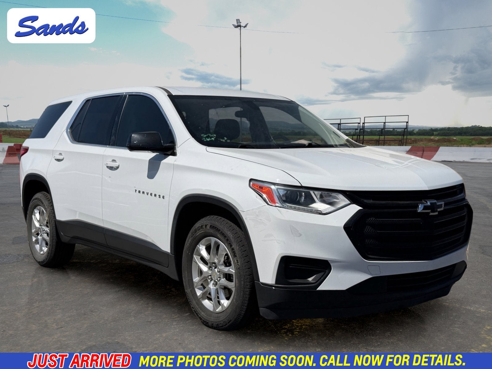 2020 Chevrolet Traverse FWD LS's photo