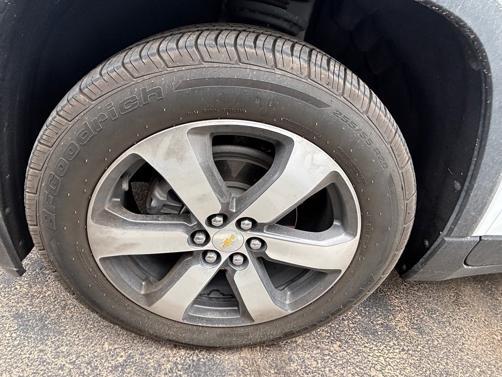 2022 Chevrolet Traverse LT Leather
