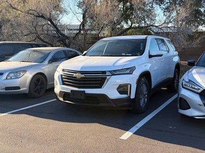 2023 Chevrolet Traverse LT Cloth