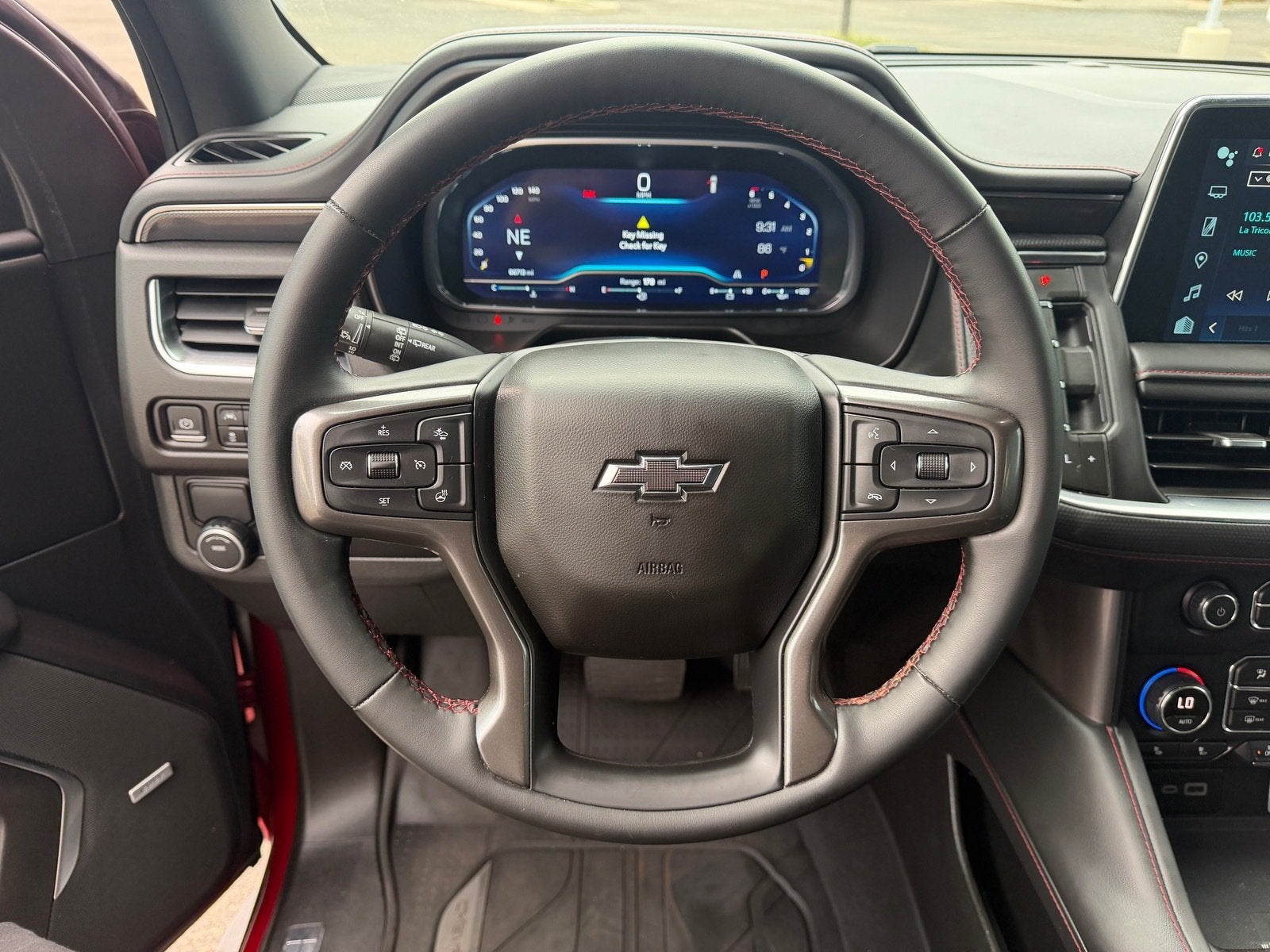 2023 Chevrolet Suburban RST