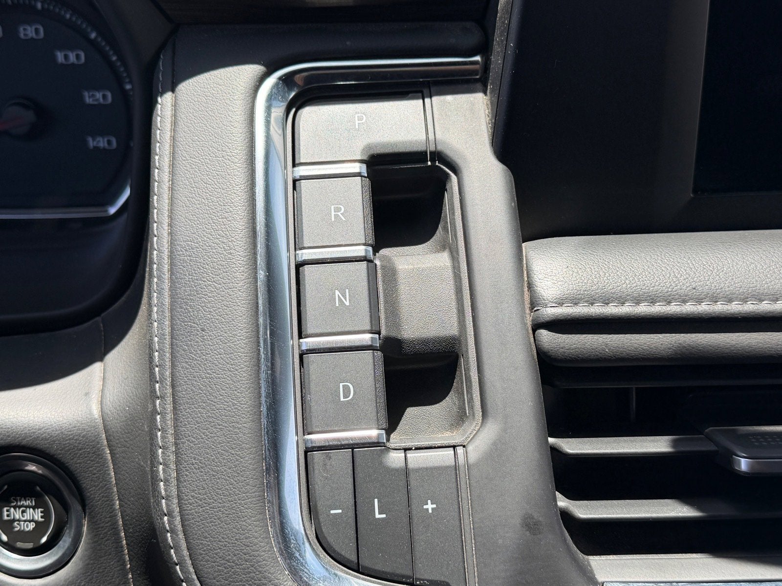 2023 Chevrolet Suburban LS