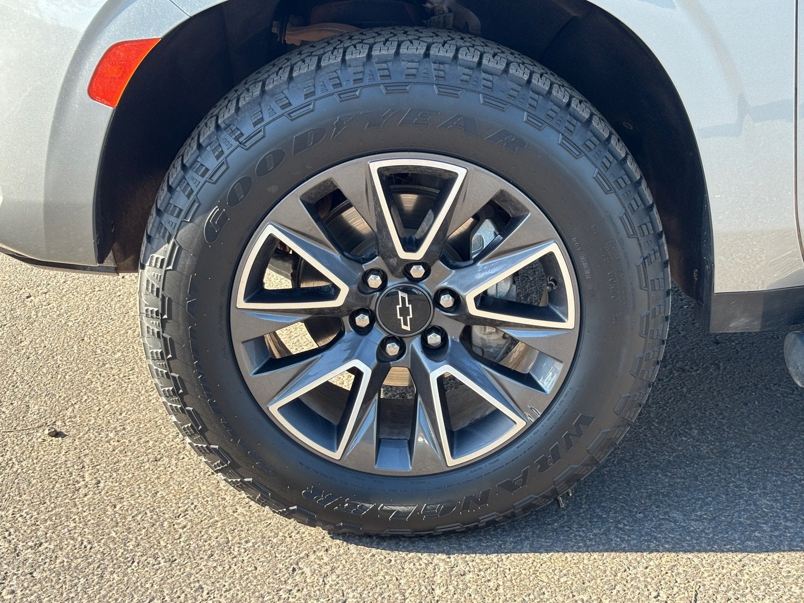 2023 Chevrolet Suburban Z71