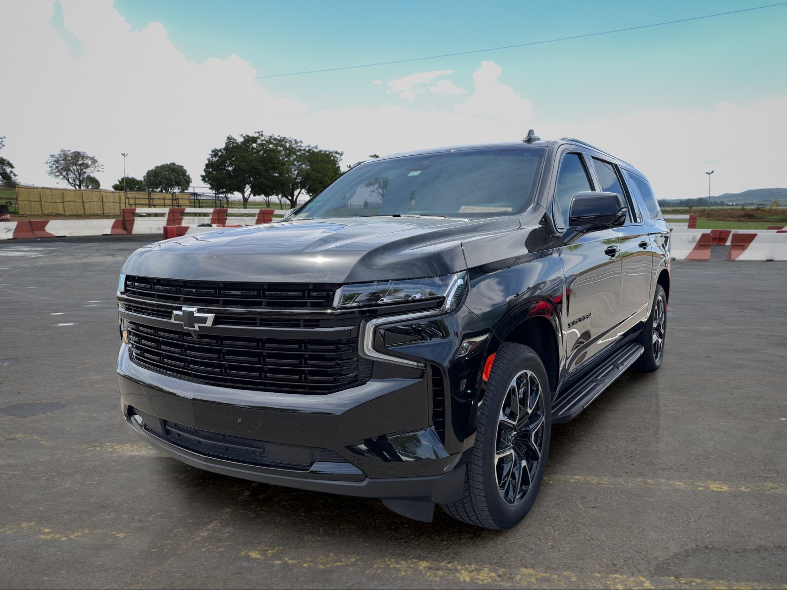 2023 Chevrolet Suburban RST