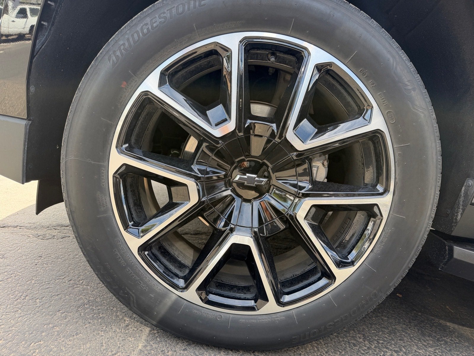 2023 Chevrolet Suburban RST