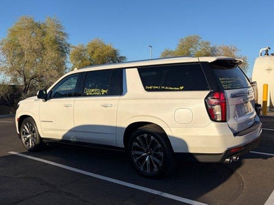 2023 Chevrolet Suburban High Country