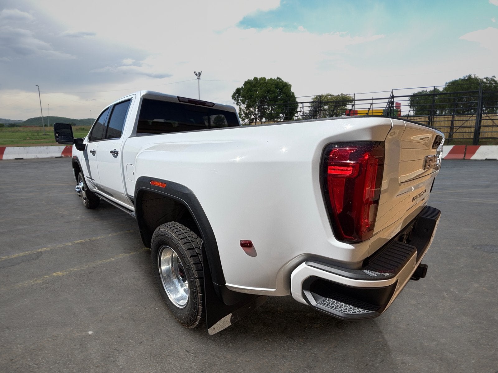 2022 GMC Sierra 3500 HD Denali