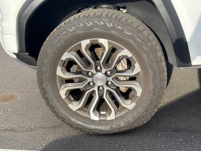 2025 GMC Canyon Denali