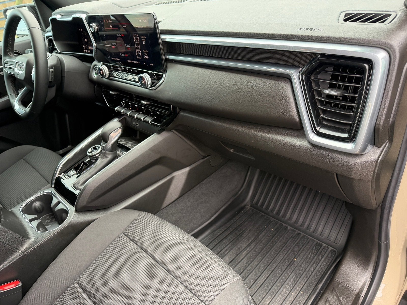 2024 GMC Canyon Elevation