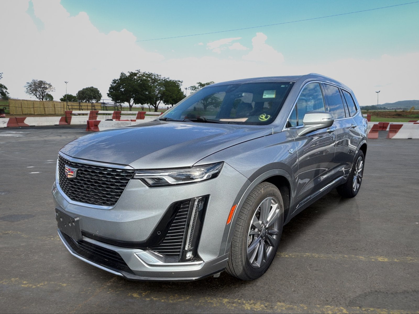 2025 Cadillac XT6 Base