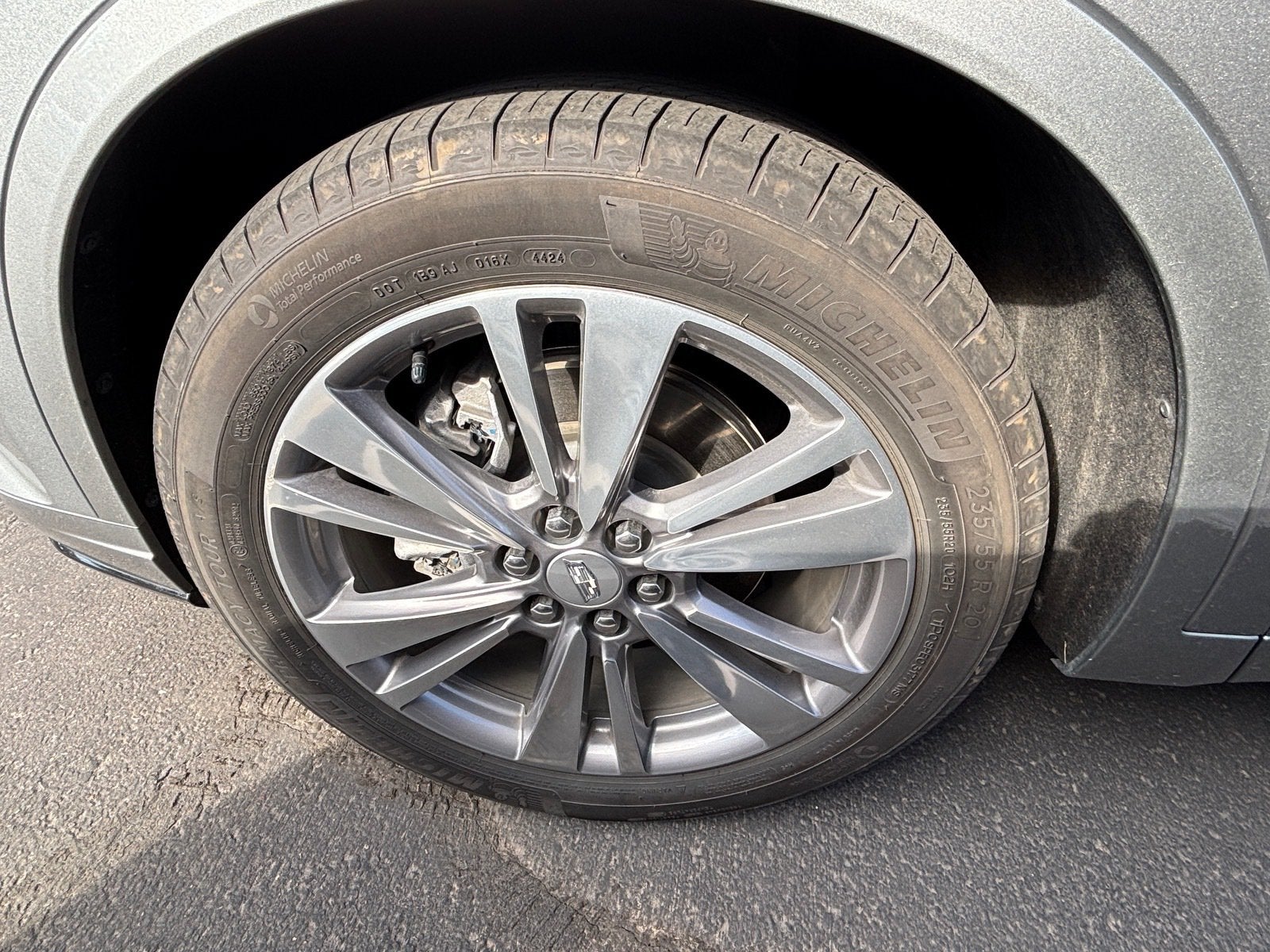 2025 Cadillac XT6 Base