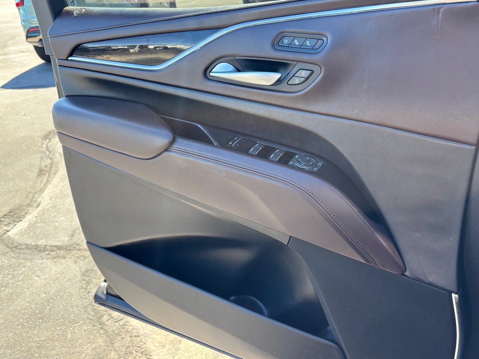 2023 Cadillac Escalade 4WD Sport Platinum