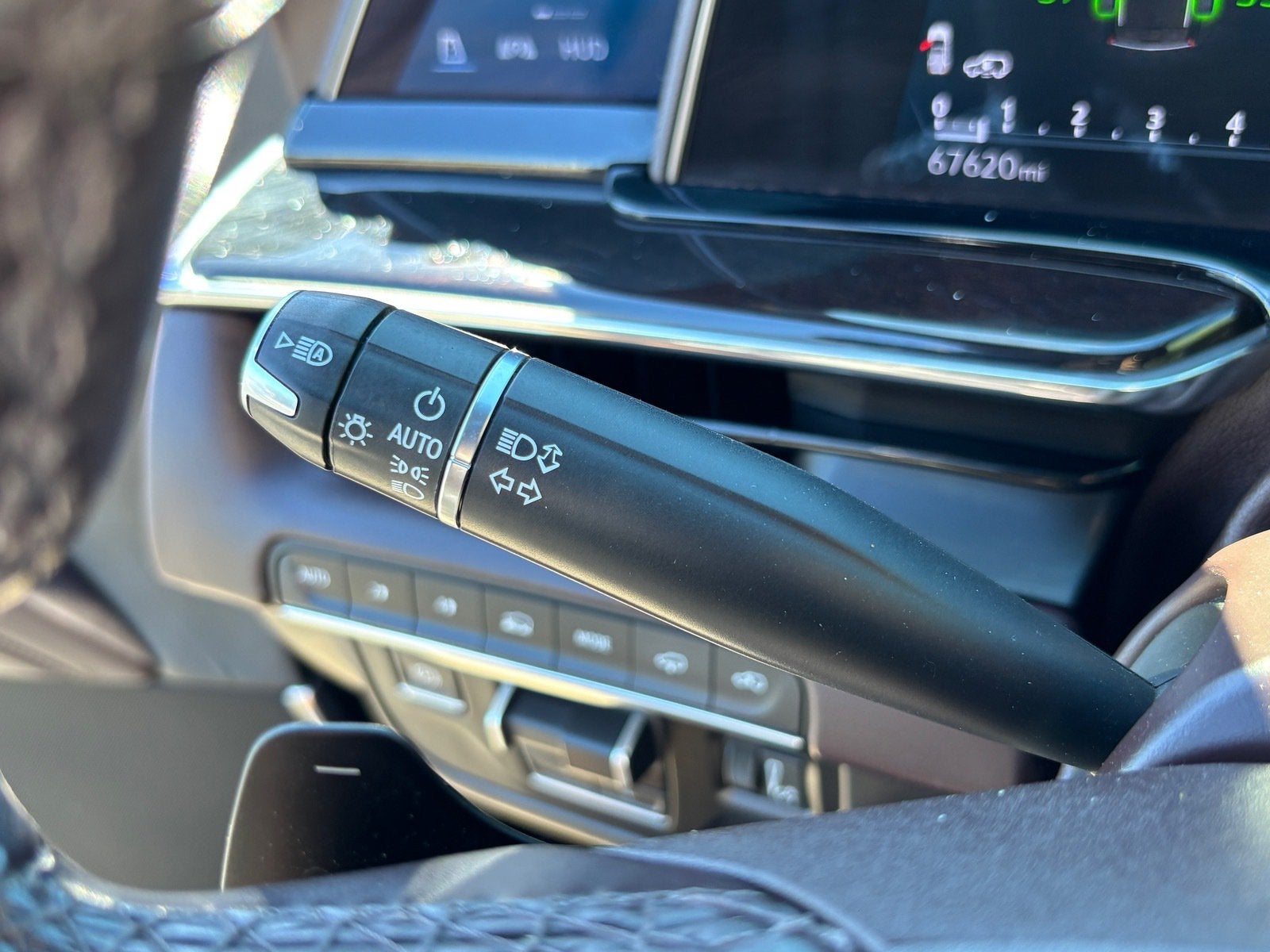2023 Cadillac Escalade 4WD Sport Platinum