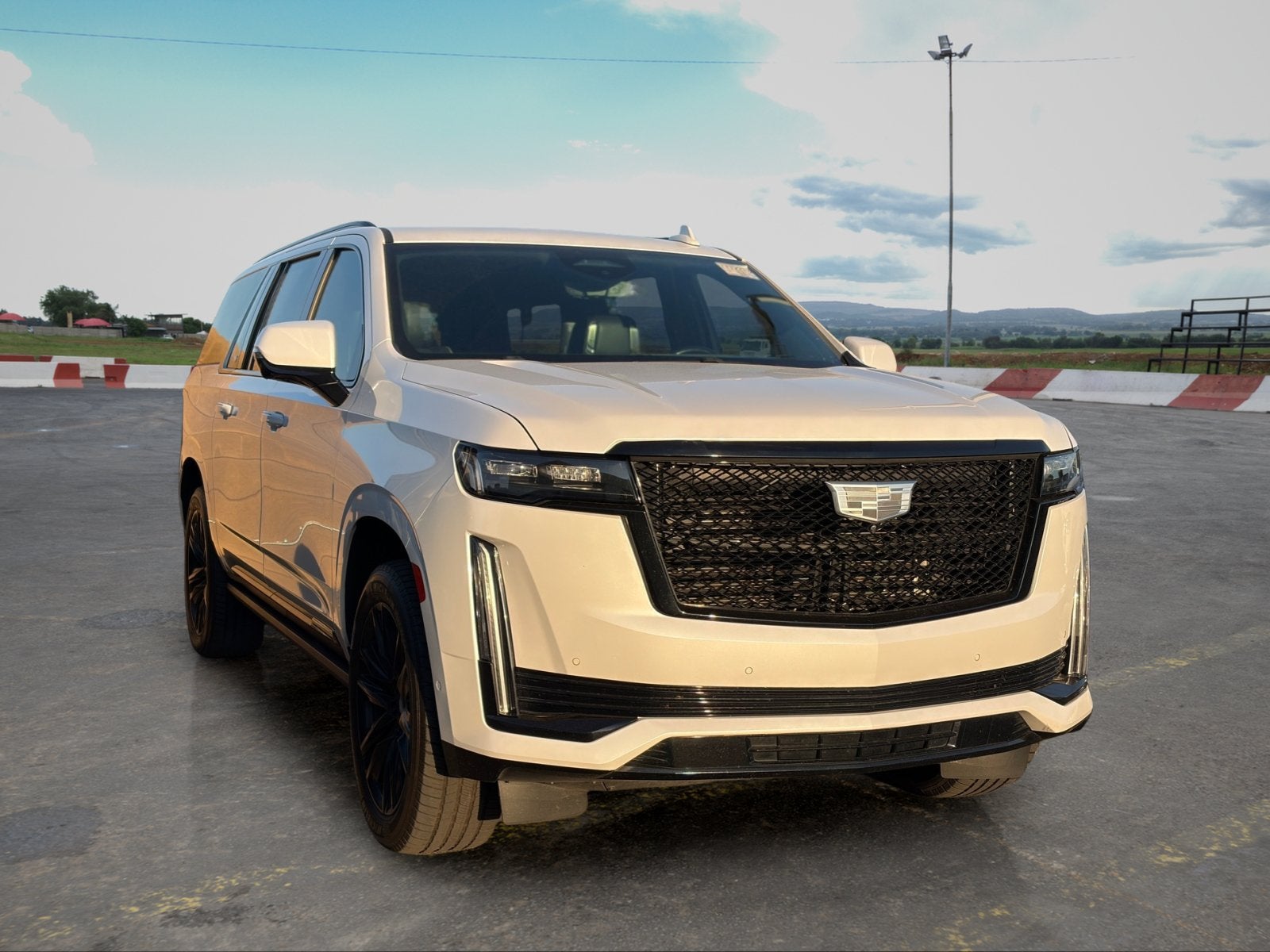 2022 Cadillac Escalade ESV Sport Platinum