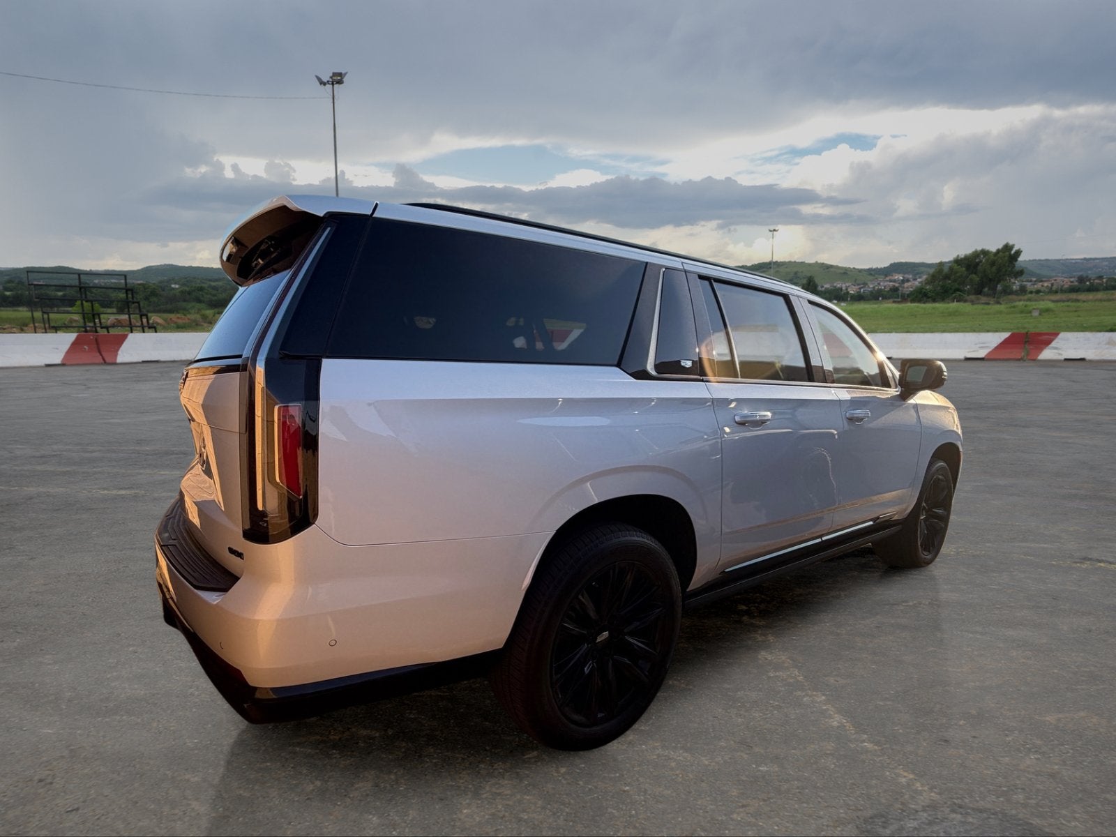 2022 Cadillac Escalade ESV Sport Platinum