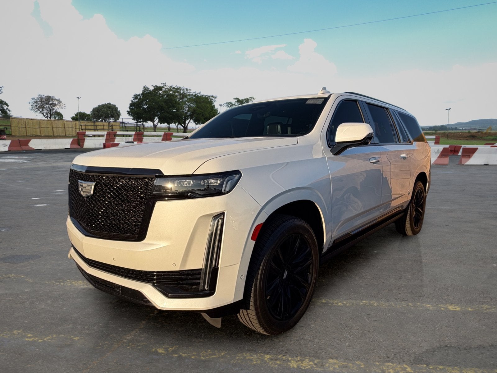 2022 Cadillac Escalade ESV Sport Platinum